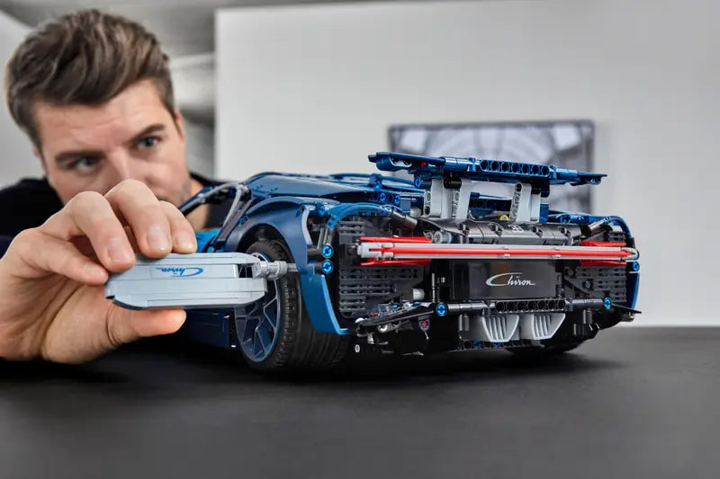 LEGO Technic Bugatti Chiron 42083 Brick Island