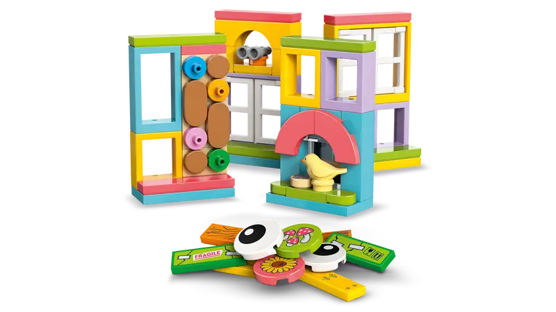 LEGO® Friends Friendship Tree House Hangout (42652) comes with Interchangeable window details