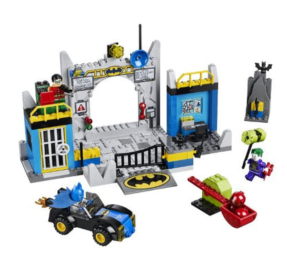 LEGO Juniors 10672 Batman: Defend The Bat Cave