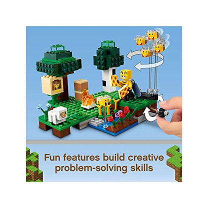 LEGO® Minecraft™ The Bee Farm 21165