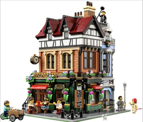 LEGO Icons Tudor Corner 10350