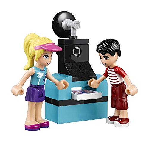 LEGO Friends Amusement Park Hot Dog Van 41129