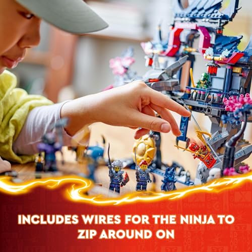 LEGO® NINJAGO® Wolf Mask Shadow Dojo 71813