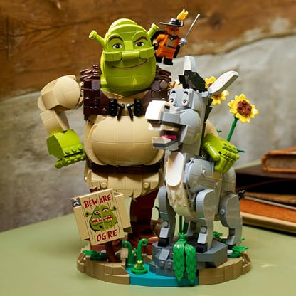 LEGO® Shrek: Shrek, Donkey & Puss in Boots 72423