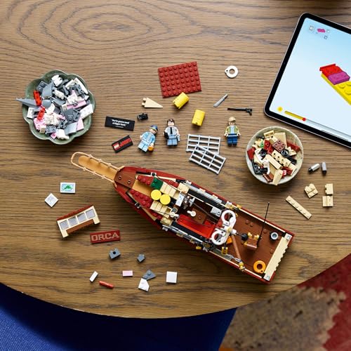LEGO® Ideas Jaws Set 21350 Shark Treat
