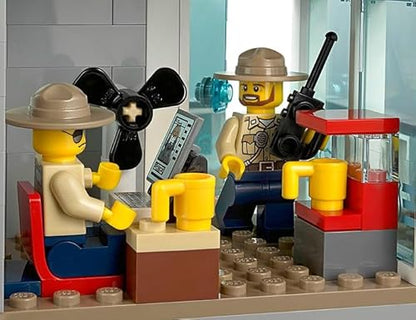 Lego City Swamp Police Station 60069