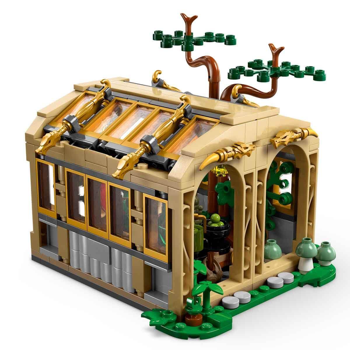 LEGO Harry Potter Hogwarts Castle: Herbology Class 76445