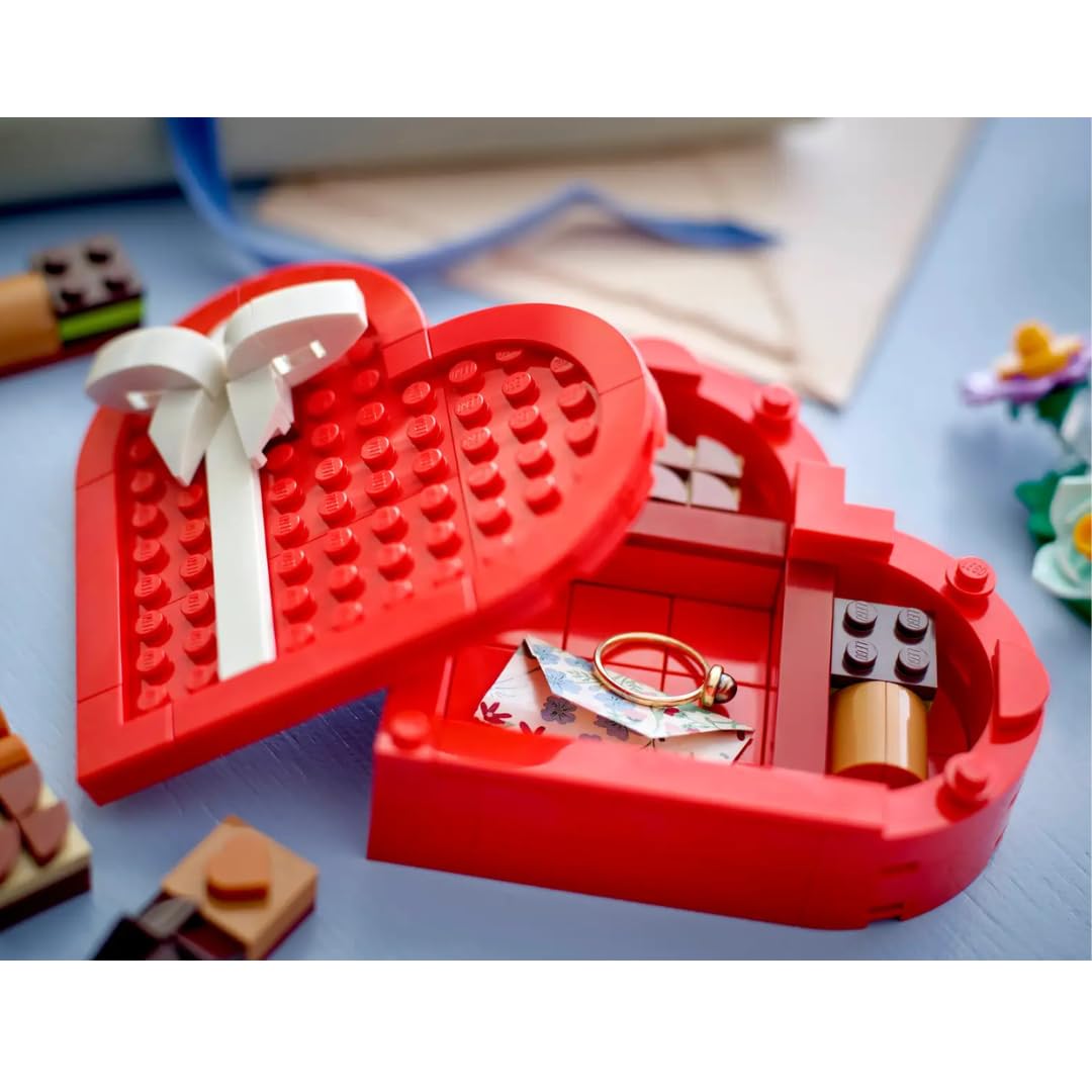 LEGO Creator Valentine's Day Box 40759