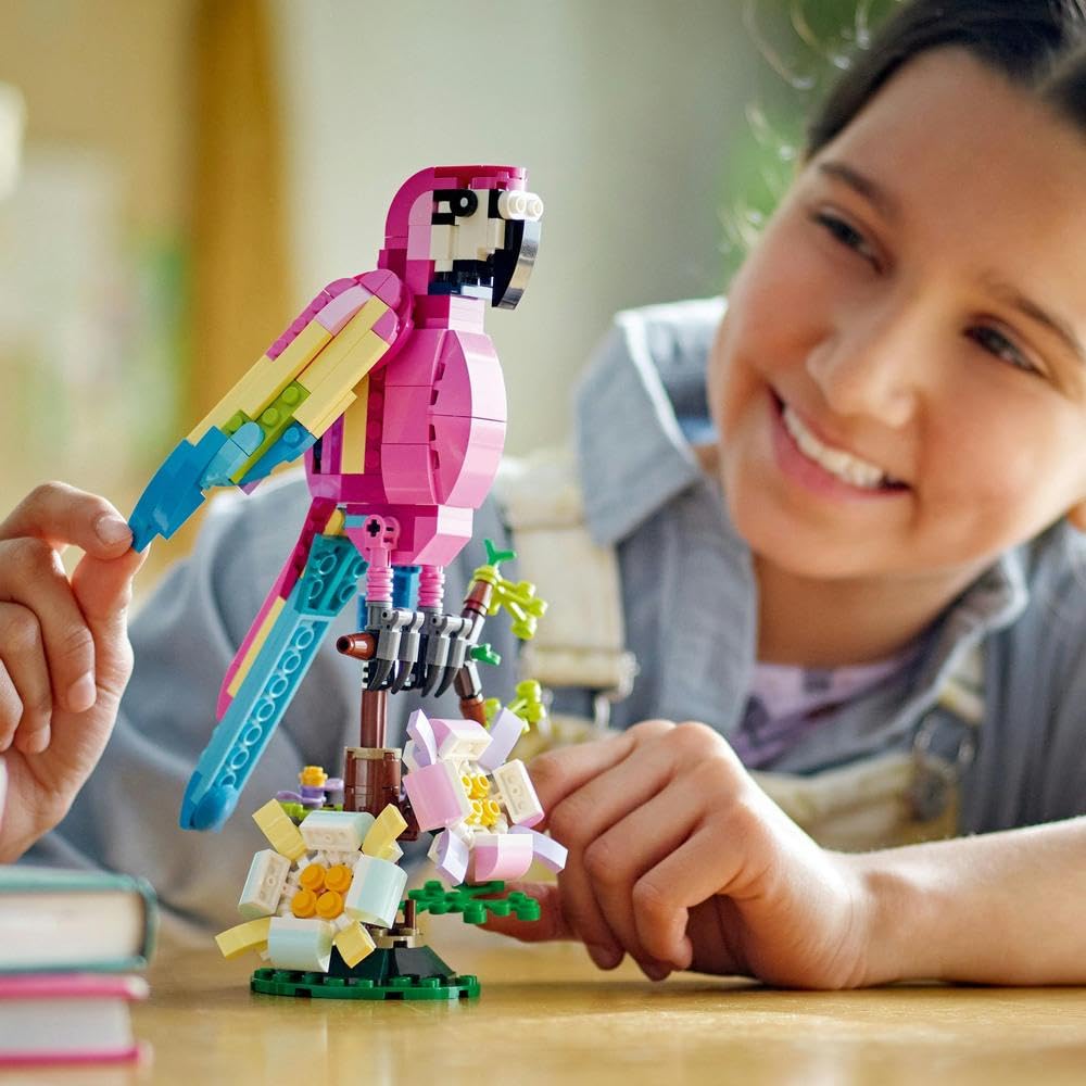 LEGO® Creator Exotischer pinkfarbener Papagei 31144