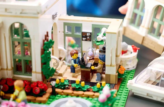Lego The Botanical Garden 21353