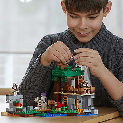 LEGO Minecraft The Skeleton Attack 21146