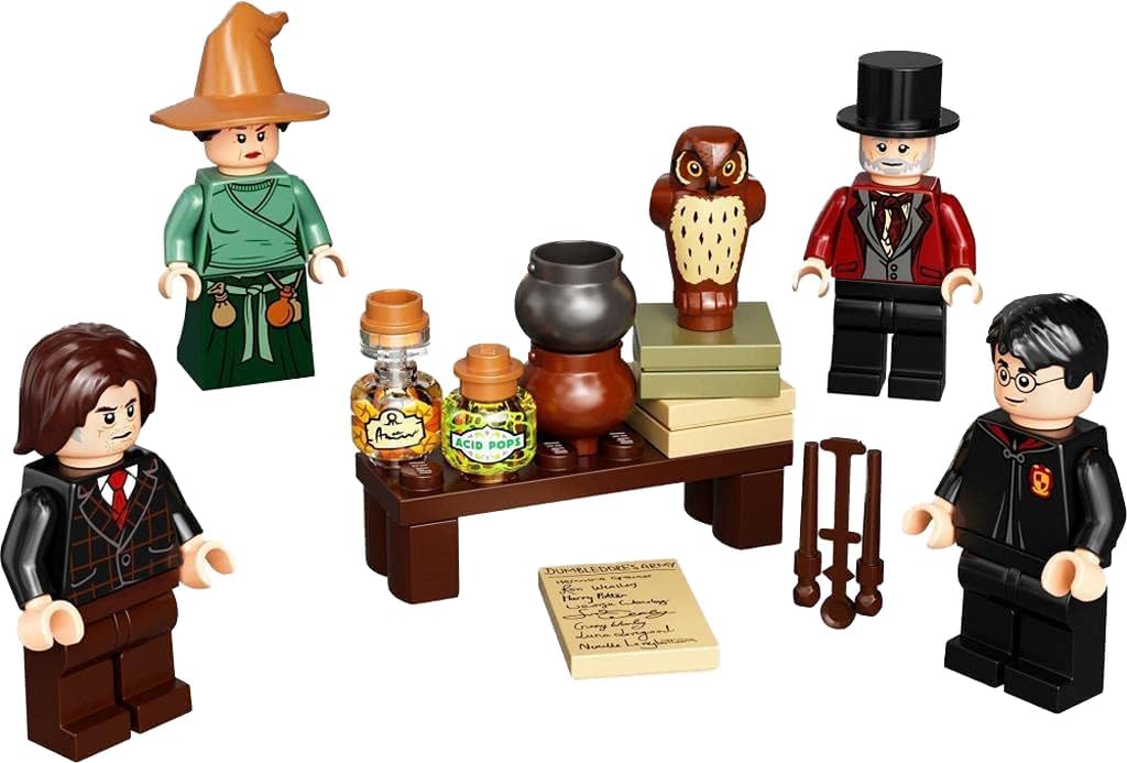LEGO Harry Potter  Wizarding World Minifigure Accessory Set 40500
