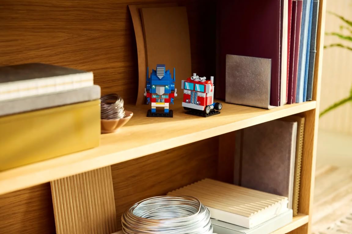 LEGO BrickHeadz Optimus Prime Robot & Vehicle 40803