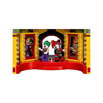 LEGO Batman Movie The Joker Manor 70922