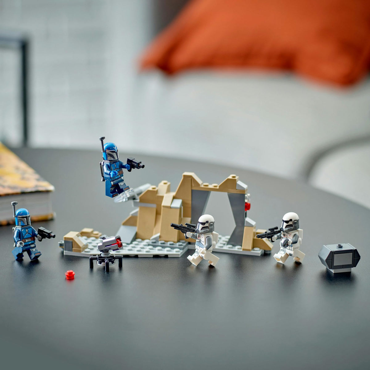 LEGO Star Wars: The Mandalorian Ambush on Mandalore Battle Pack 75373