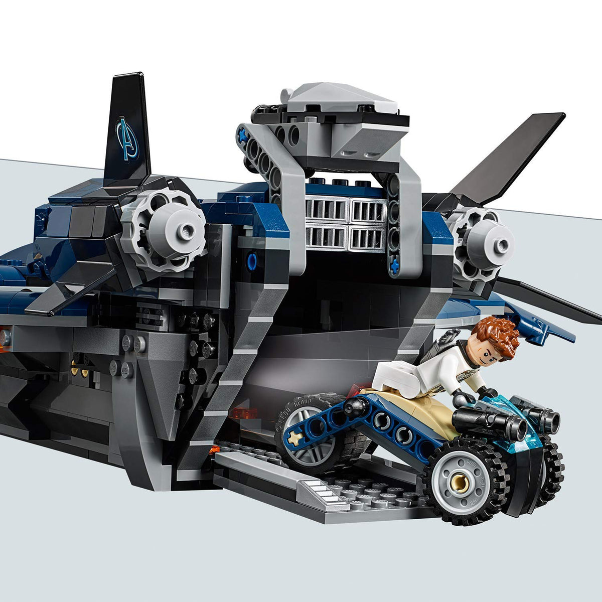 LEGO Marvel Avengers: Avengers Ultimate Quinjet 76126