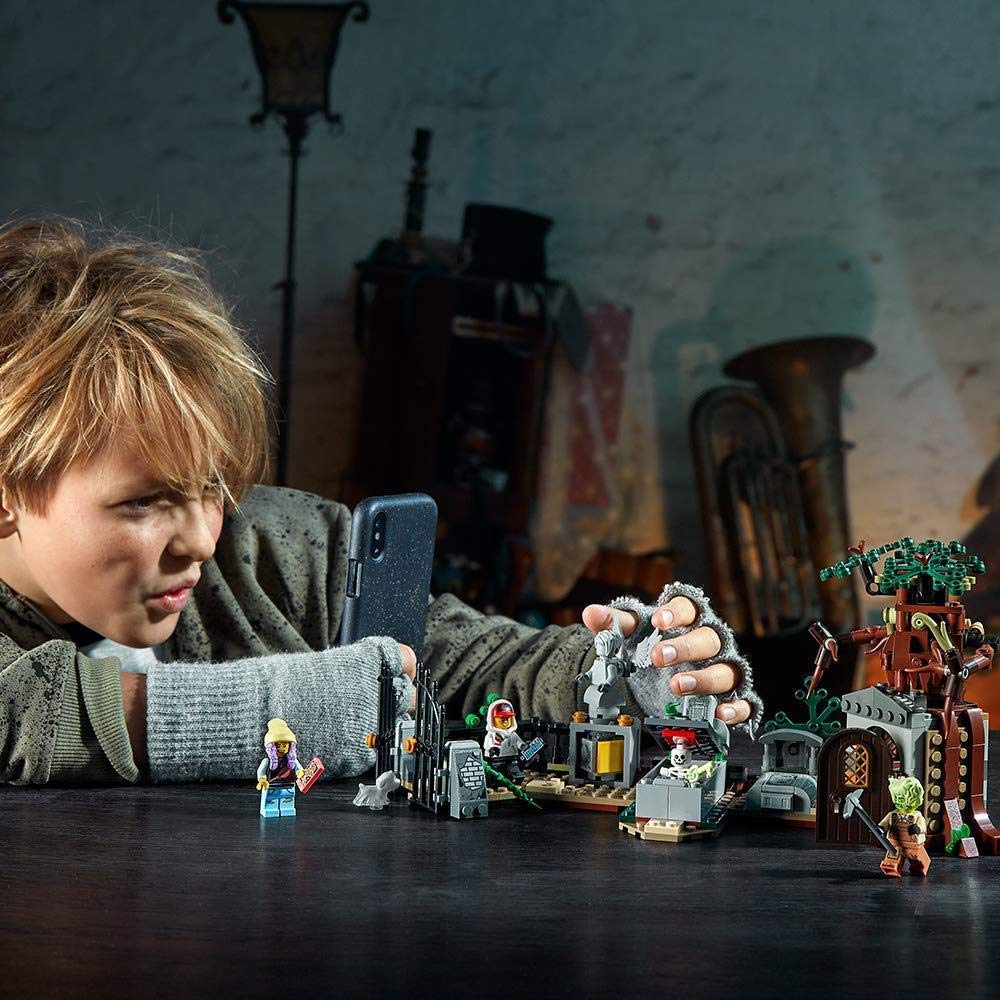 LEGO Hidden Side Graveyard Mystery 70420