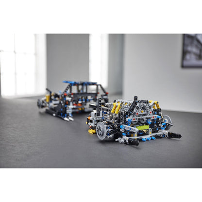 LEGO Technic Bugatti Chiron 42083 B