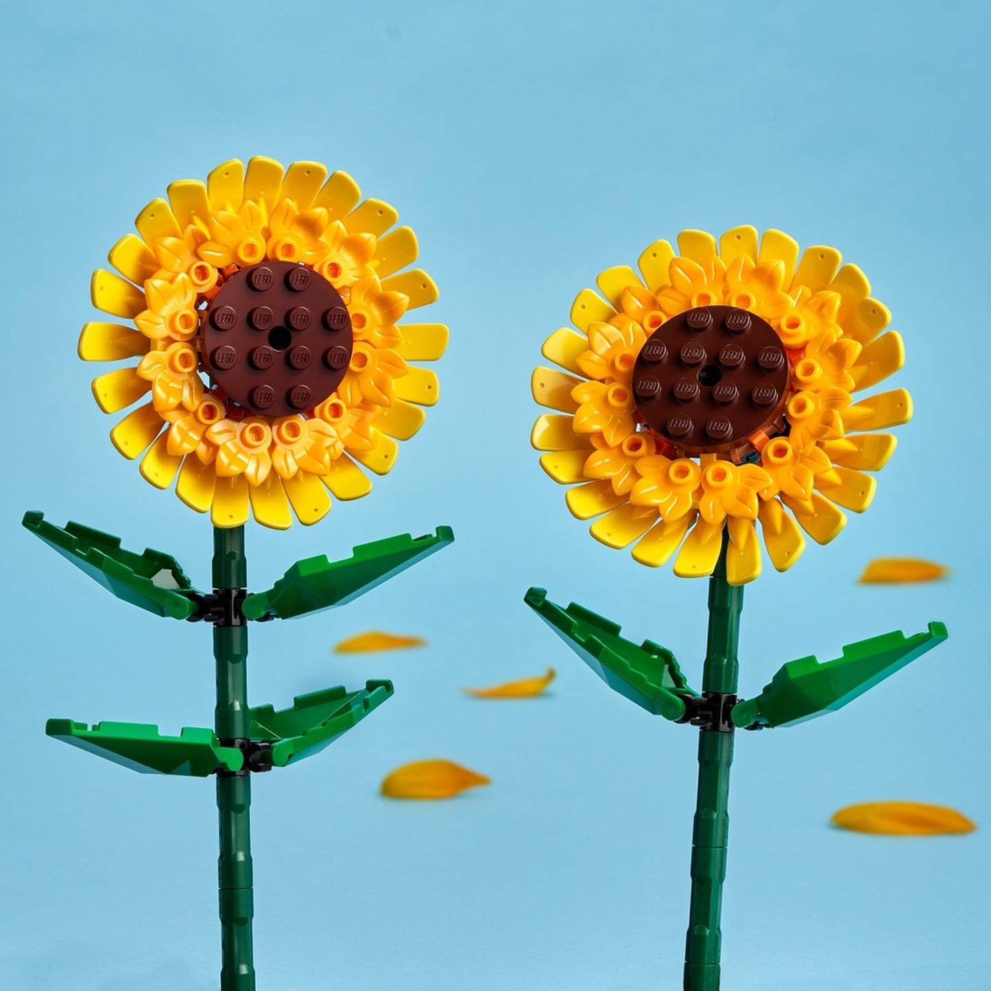LEGO® Iconic Sunflowers 40524