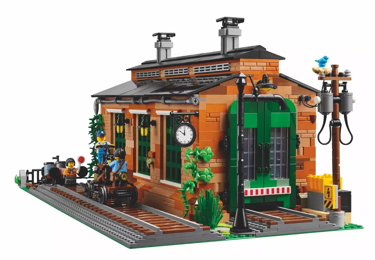 LEGO Old Train Engine Shed 910033