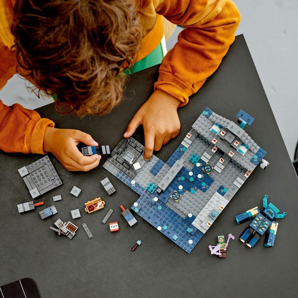 LEGO Minecraft The Deep Dark Battle 21246