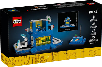 LEGO Ideas Classic Space Micro Command Center 40786