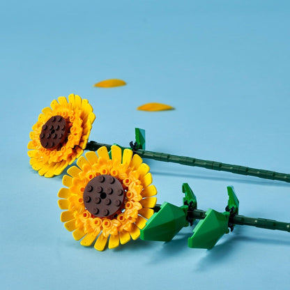 LEGO® Iconic Sunflowers 40524