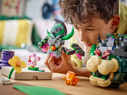 LEGO Super Mario Prince Florian & Castle Bowser 72042 lift the top part to ‘fly’ around