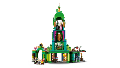 LEGO® Wicked 75684 Welcome to Emerald City the Tower has 3 stories packed with features