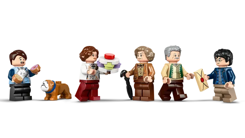 LEGO® Harry Potter™ Privet Drive: Aunt Marge's Visit 76451 features Marge Dursley, Vernon Dursley, Petunia Dursley, Dudley Dursley, Harry Potter