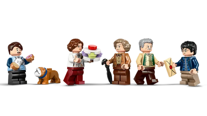 LEGO® Harry Potter™ Privet Drive: Aunt Marge's Visit 76451 features Marge Dursley, Vernon Dursley, Petunia Dursley, Dudley Dursley, Harry Potter