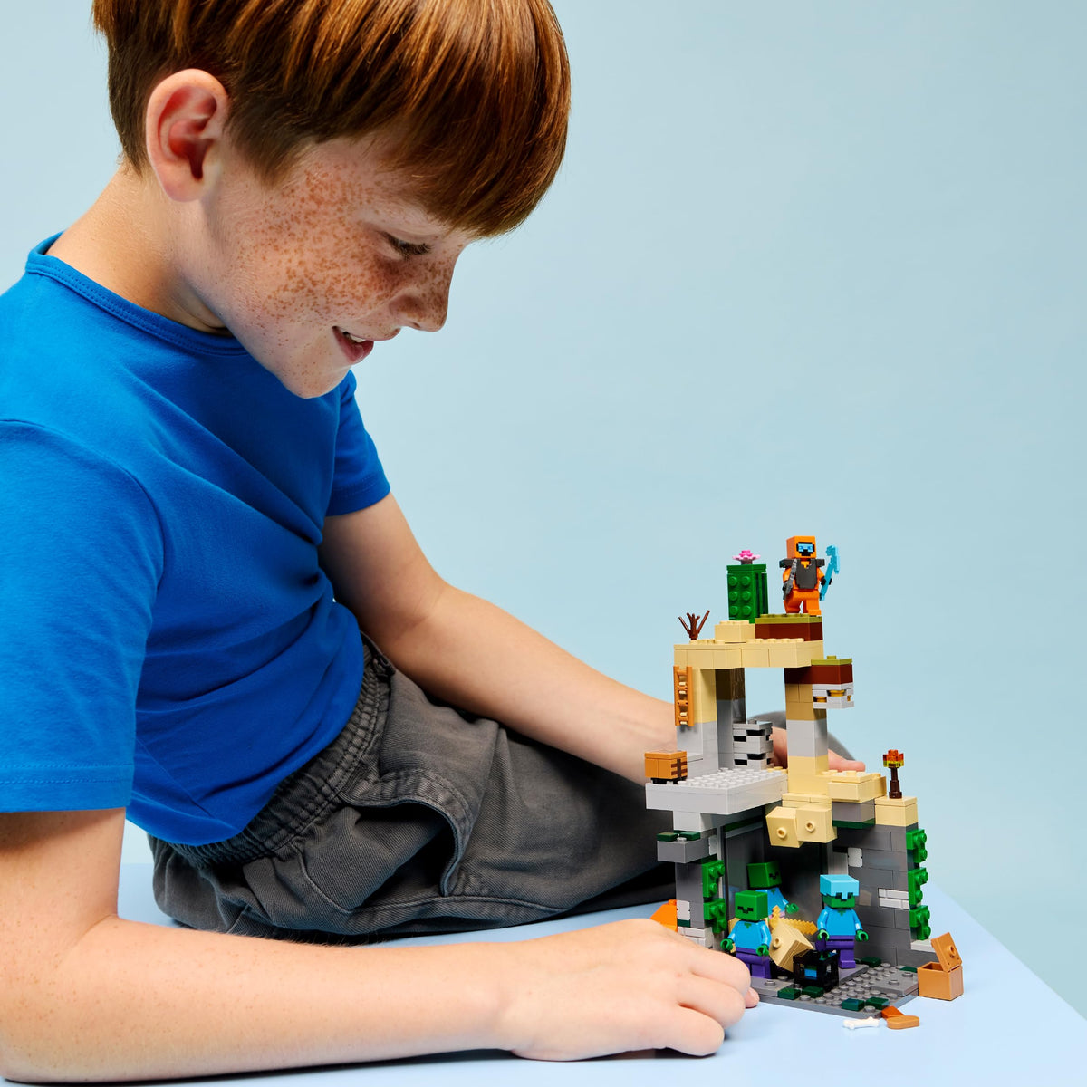 LEGO Minecraft Zombie Dungeon 21587
