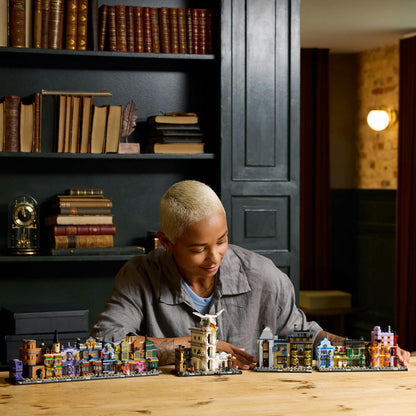 LEGO Harry Potter Diagon Alley Wizarding Shops 76444