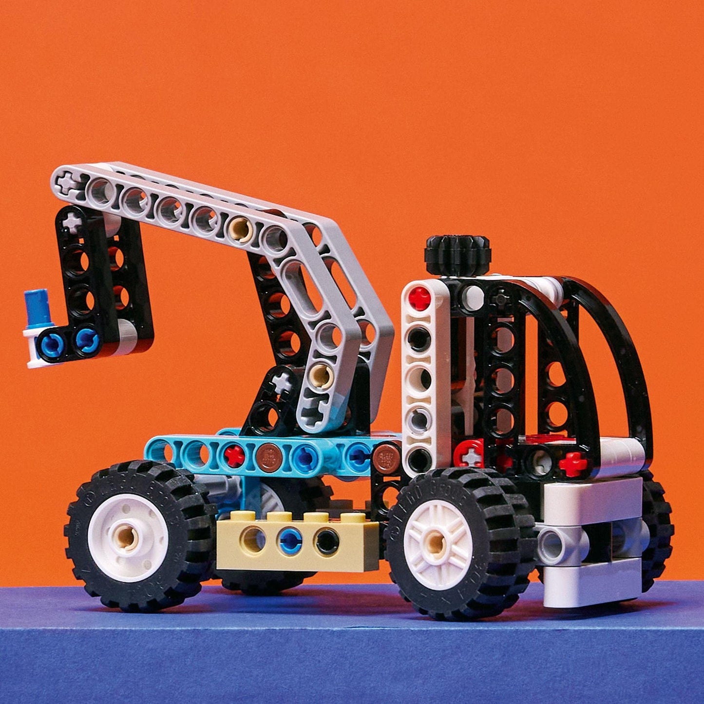 LEGO® Technic Telehandler 42133