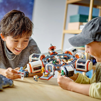 LEGOÂ® City Modular Space Station 60433