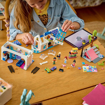 LEGO Friends Lianns Family House 42687