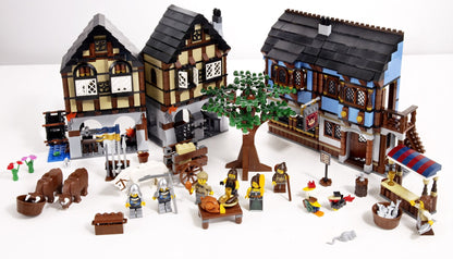 LEGO Castle Medieval Market Village 10193
