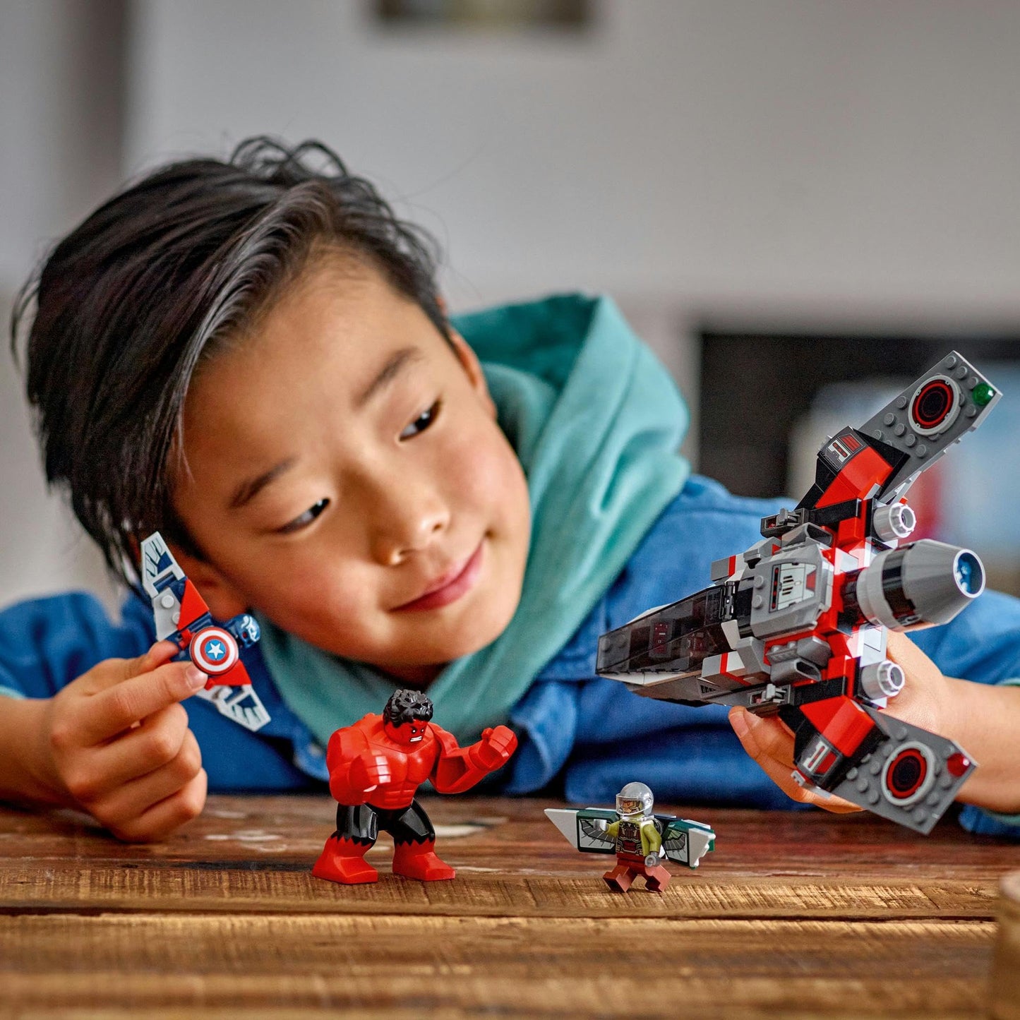 LEGO Marvel Captain America vs. Red Hulk Battle Set 76292
