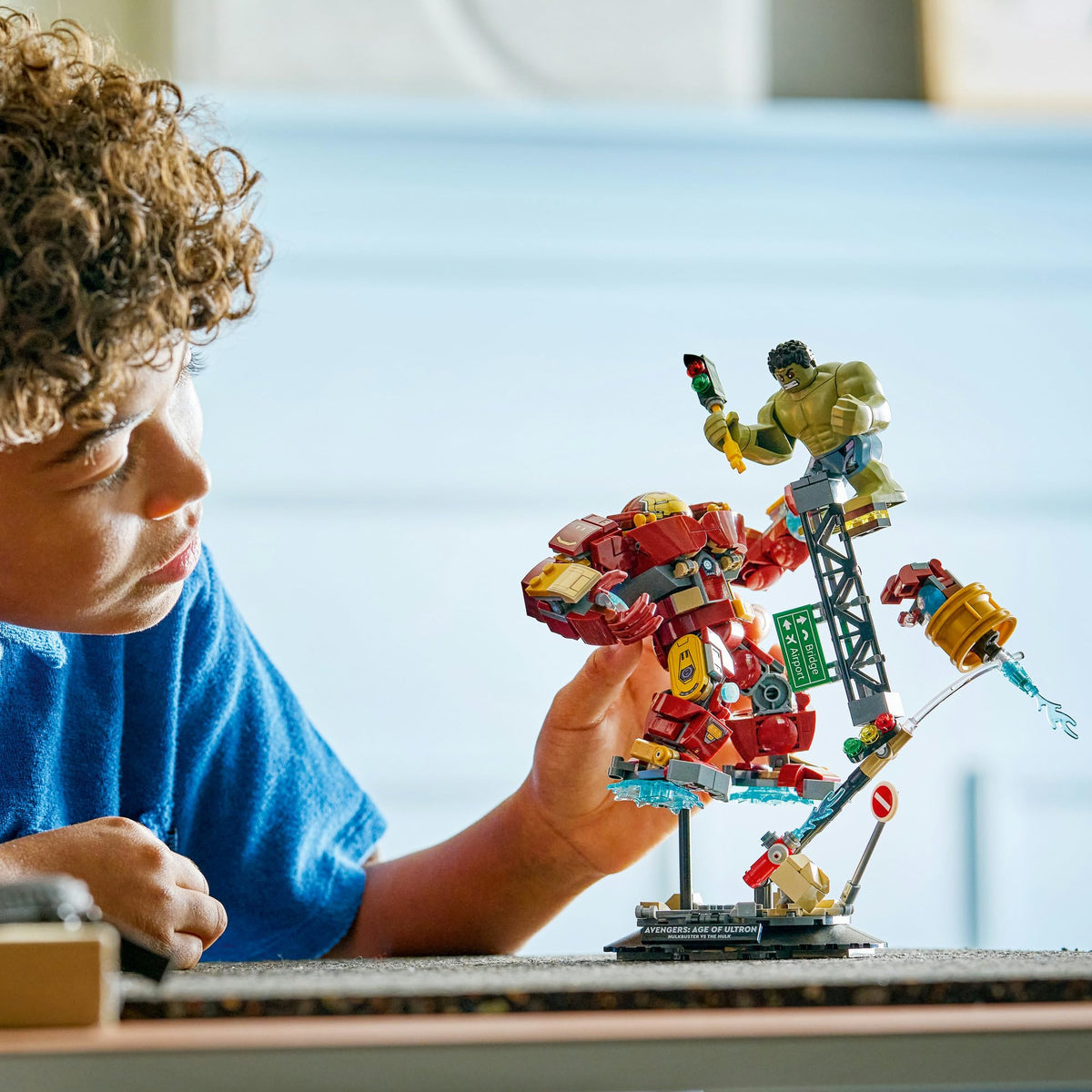 LEGO® ǀ Marvel Epic Battle: Hulkbuster vs.The Hulk 76343