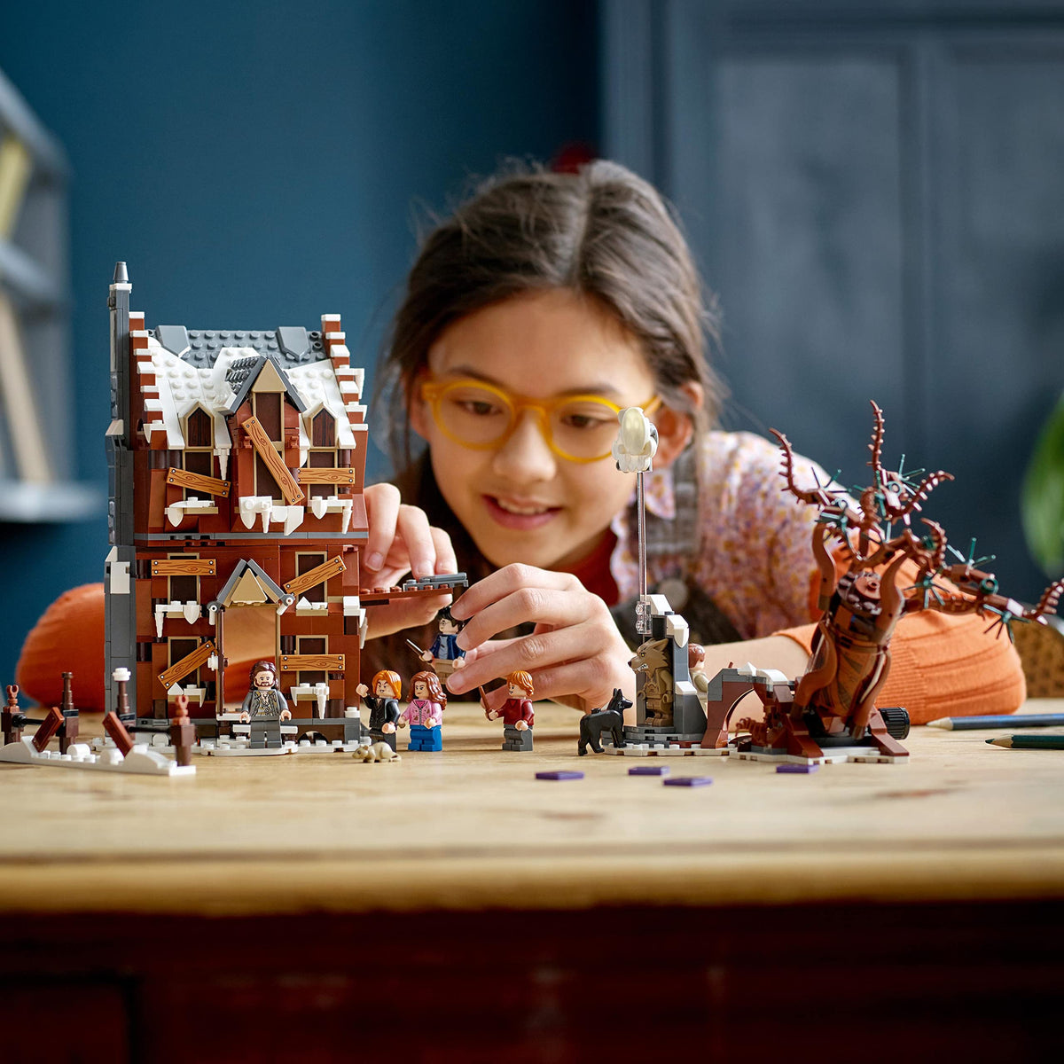 LEGO Harry Potter Howling Hut and The Thumping Willow Toy On Prisoner of Azkaban 76407