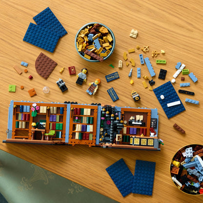LEGO® Icons Bookshop: Book Nook Kit 11379