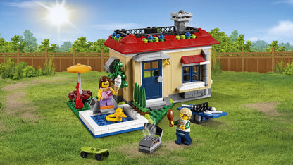 LEGO Creator Modular Poolside Holiday 31067