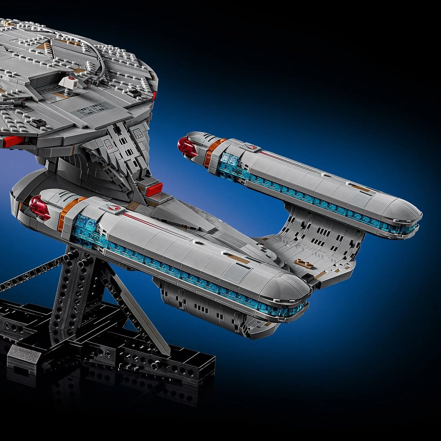 LEGO 10356 Star Trek: U.S.S. Enterprise NCC-1701-D™