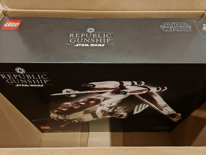 LEGO STAR WARS 75309 Republic Gunship