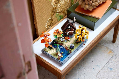 LEGO® 11372 Icons Autumn Cottage Garden
