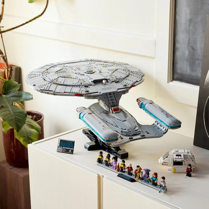 LEGO 10356 Star Trek: U.S.S. Enterprise NCC-1701-D™