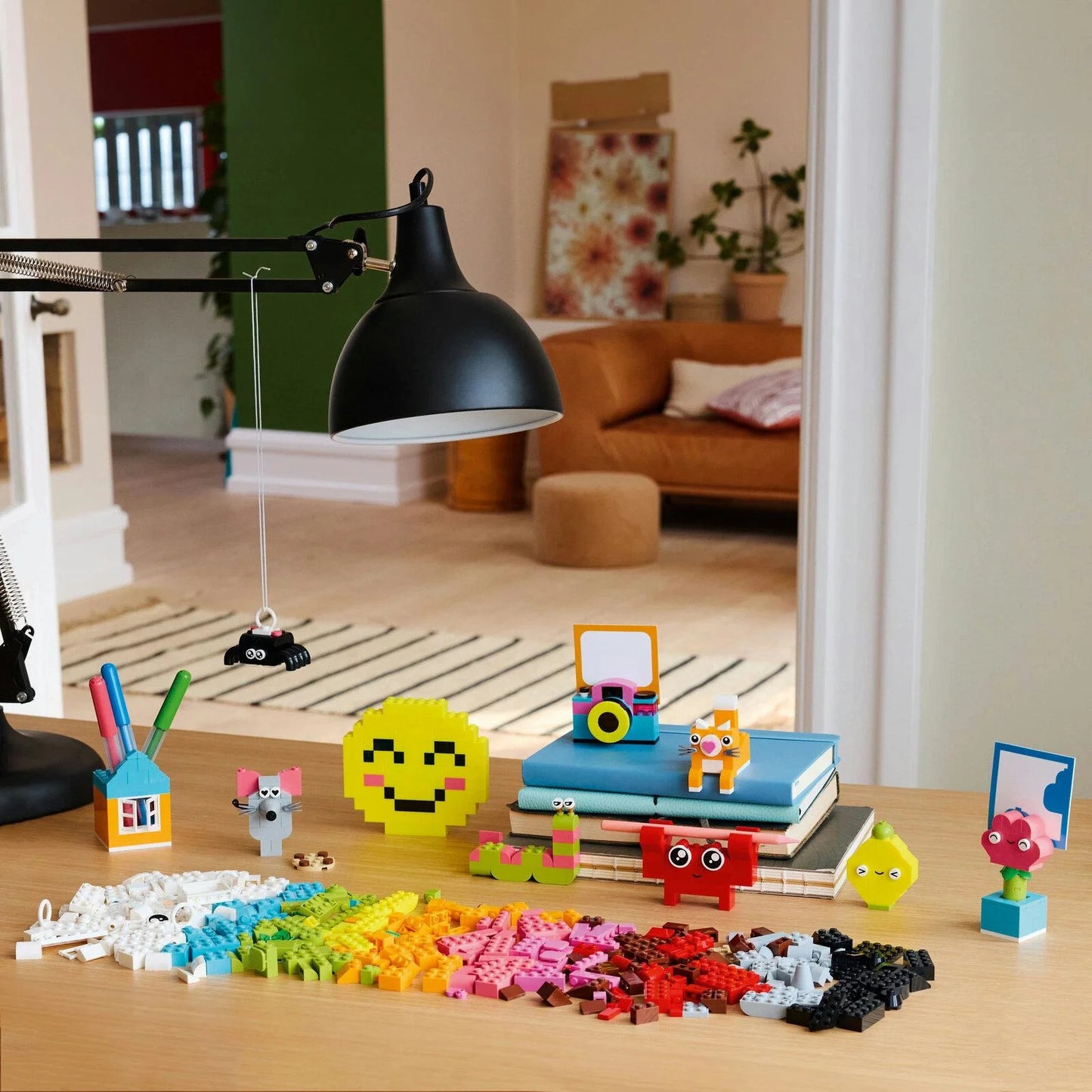 LEGO Classic 11042 Creative Happy Box