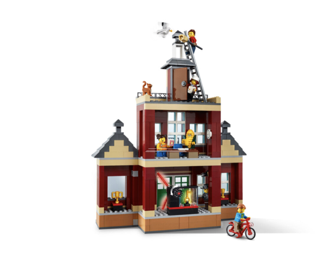 LEGO City Main Square 60271