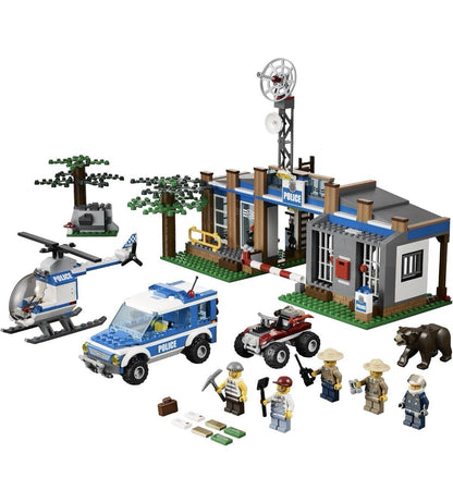 LEGO City 4440 Forest Police Station