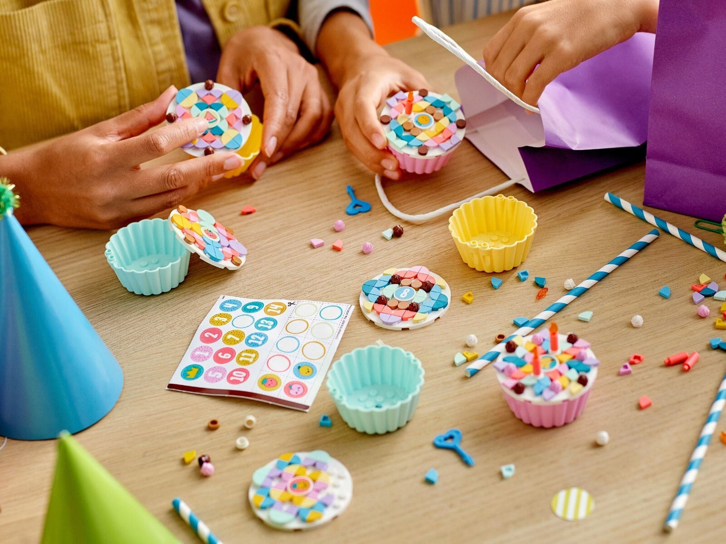 LEGO Dots 41926 Creative Party Kit